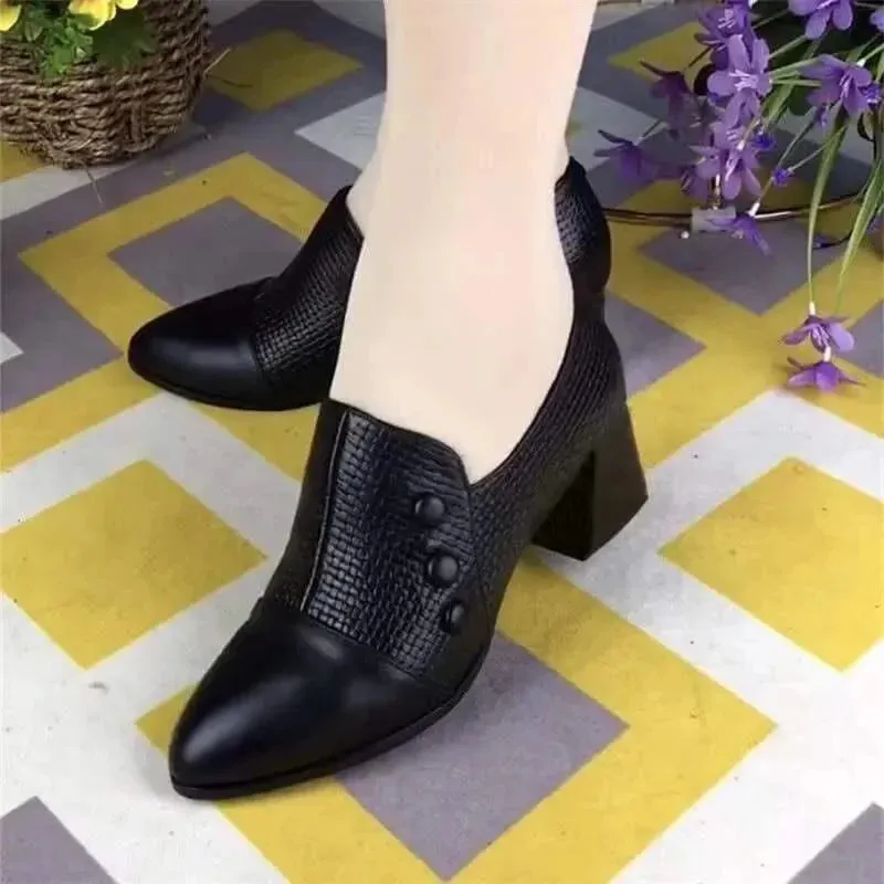 Ashore Shop  Women Cute Sweet High Quality Square Heel Short Ankle Boots   Winter Heel Shoes