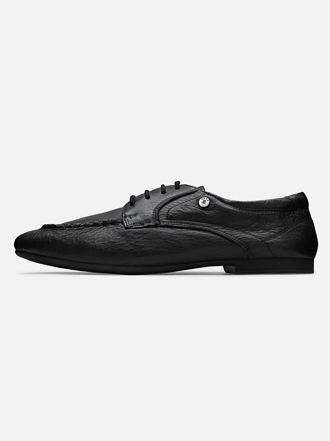 Ezok Men Black Leather Casual Shoes