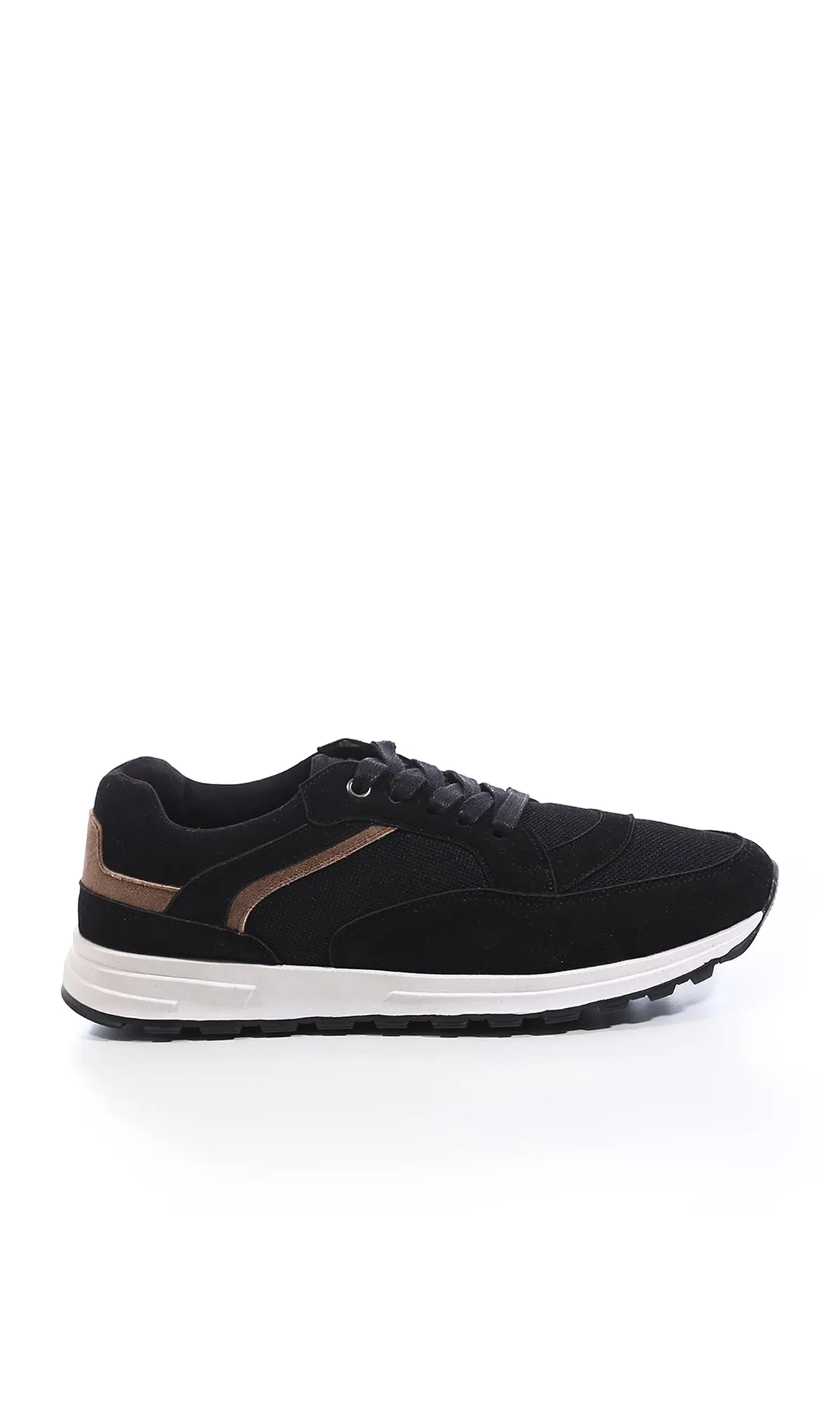 O179387 Men Footwear