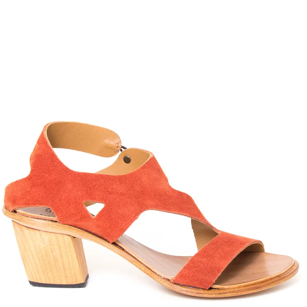 Trace Women's Heeled Suede Sandal